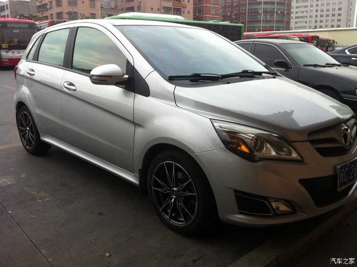 978 | 回复: 22 绅宝d20(北汽e系列)论坛 e130两厢能不能改16寸轮胎?