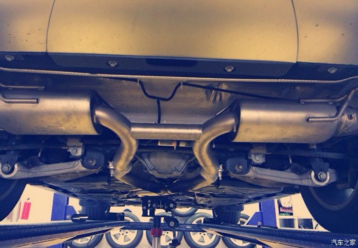 奔驰ml400改装之路赛百灵排气的小手术