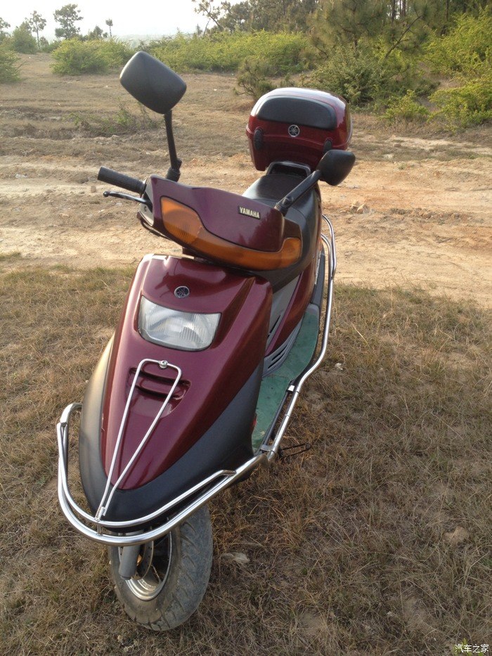 1997年的老凌鹰18个年头了带上一个人一样能跑到100