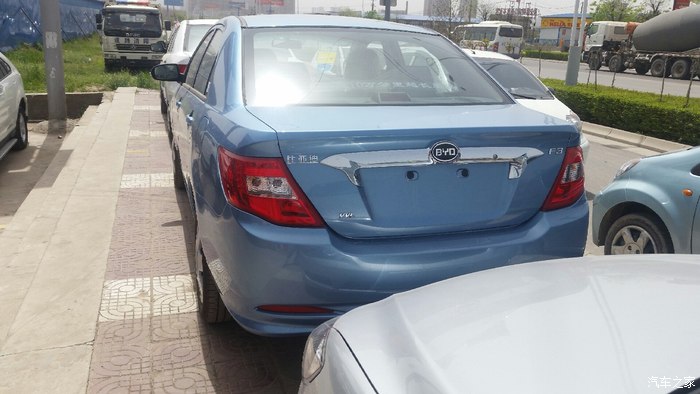 【图】冰蓝色的全新 f3还是不错的._比亚迪f3论坛_汽车之家论坛