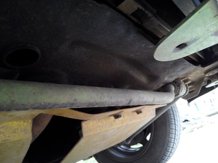 换元宝梁wfchuwei 2015/04/18 17:03:42 发表在 沙发  原车的撞变形了