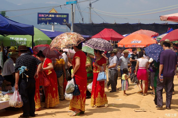 西双版纳泼水节乡镇赶摆海量大图欣赏