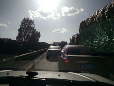 杭瑞高速,嵩明段大堵车,抓狂.