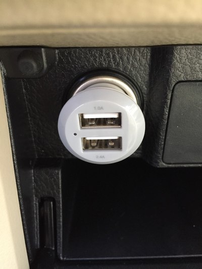 09卡罗拉点烟器保险丝 16卡罗拉保险盒点烟器