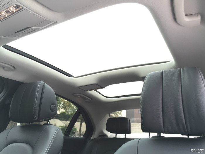 奔驰新c260l运动版1万5千公里记