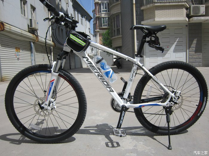 【图】地球日之夜 秒提美利达 (白色公爵600)_自行车论坛_汽车之家