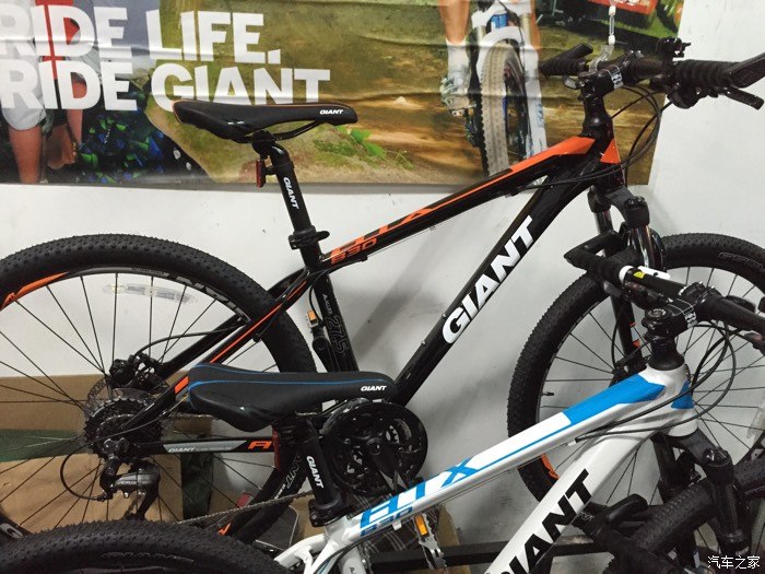 各位朋友好 捷安特atx777与atx830哪个好?