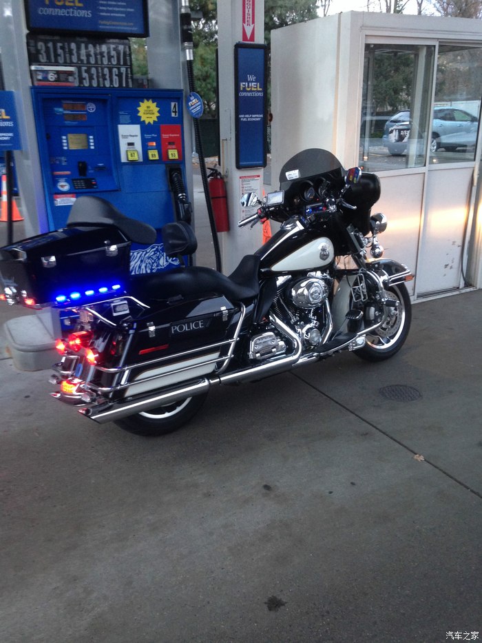 【图】警察专用哈雷_摩托车论坛_汽车之家论坛