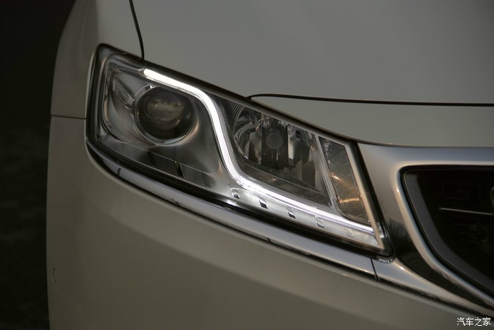 看我的大电眼,有没有很有神