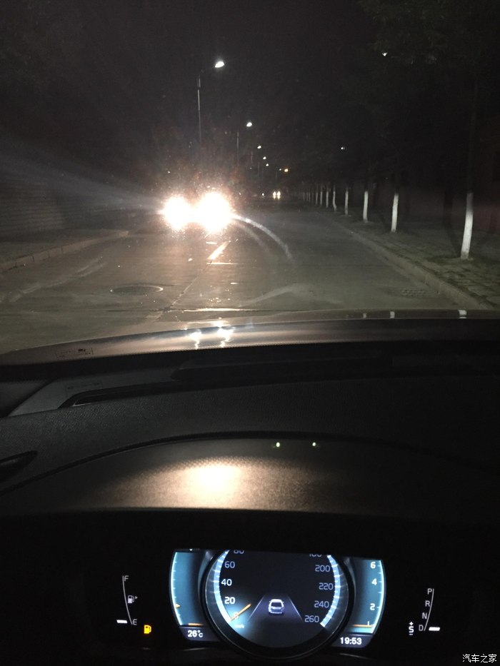 关于夜间行车灯的问题