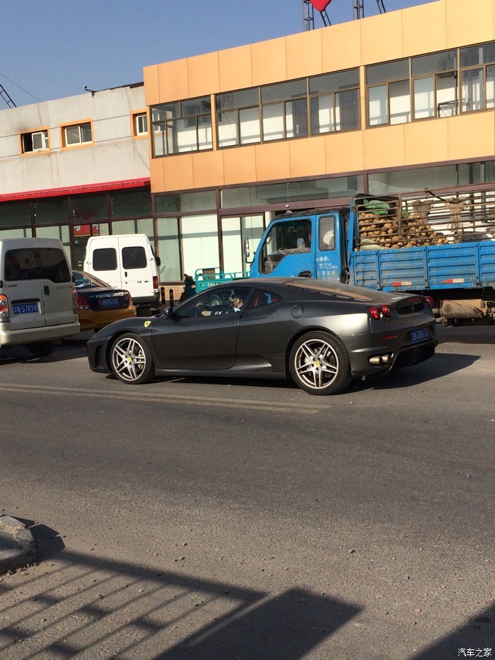 北京王四营豪车街拍