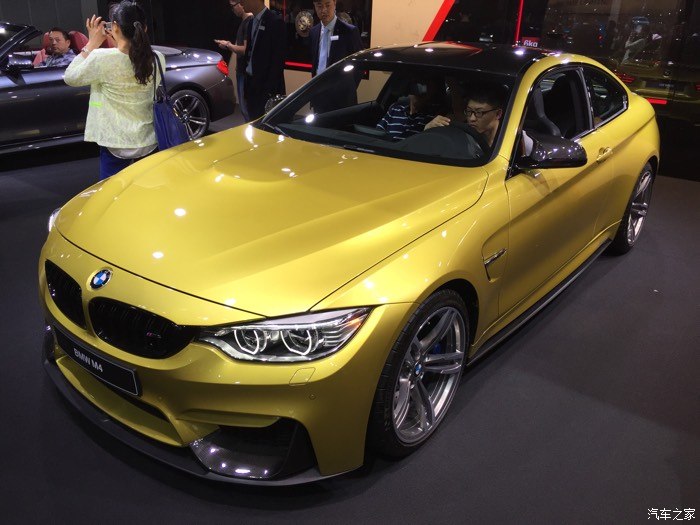 【图】昨日车展归来,发些图片,深深地被m4迷住了_奔驰glk级论坛_汽车