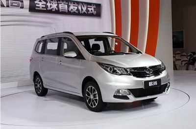 就了解过代号为f102的长安新车,这次上海车展正式曝光了,并命名为欧尚