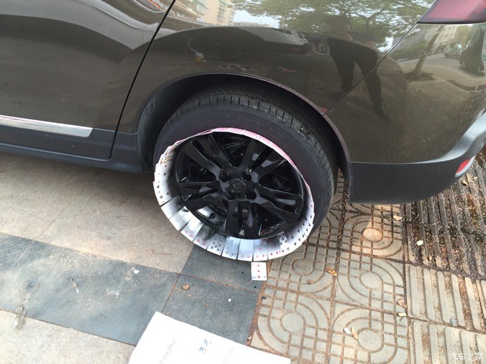 【图】雨林棕轮毂喷漆现场直播,期待效果_标致3008论坛_汽车之家论坛