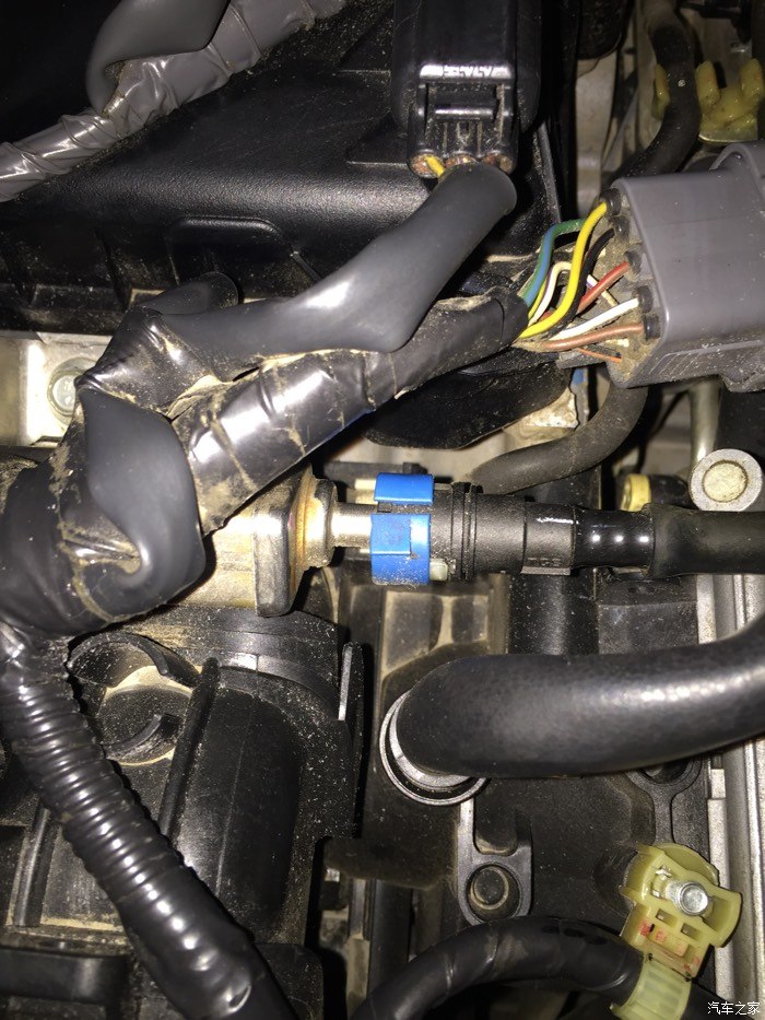 发动机仓油管卡扣,求教