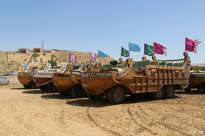 沙漠冲锋车照