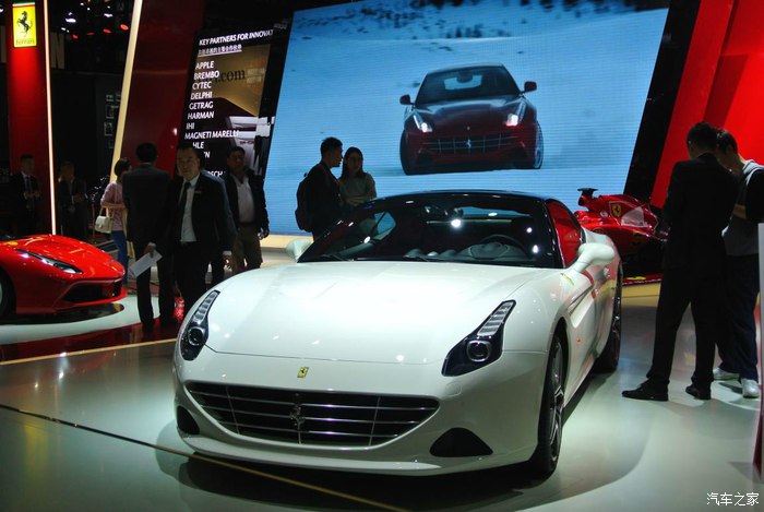 上海车展奔腾x80专业车主的非专业直播