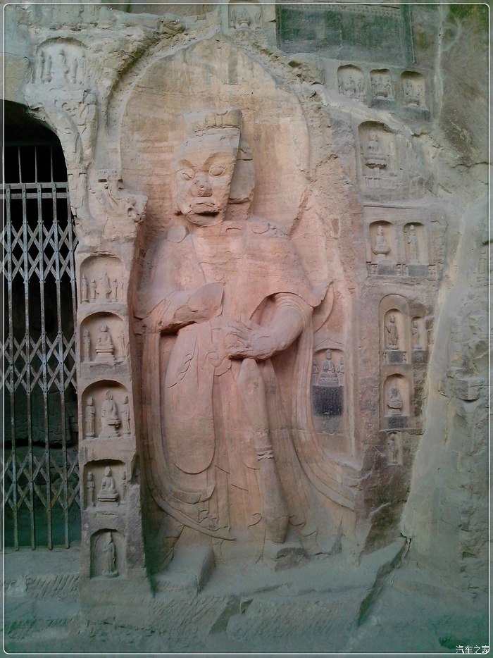 巧夺天工巩义石窟寺