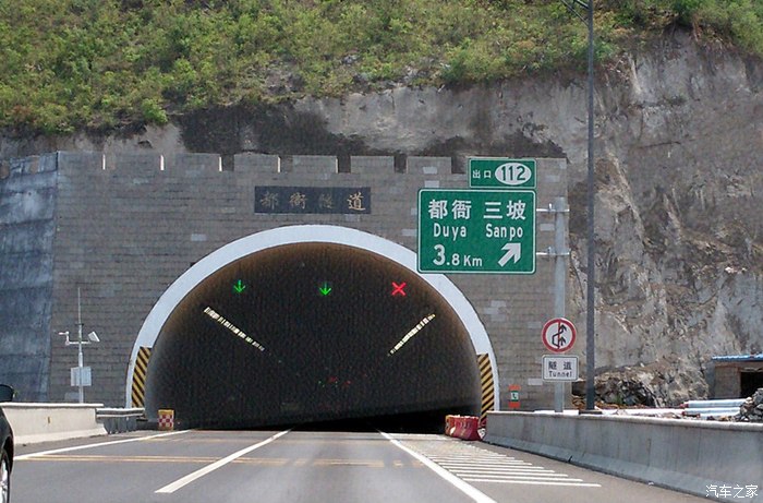 g109线北京段北京大外环张涿高速运转