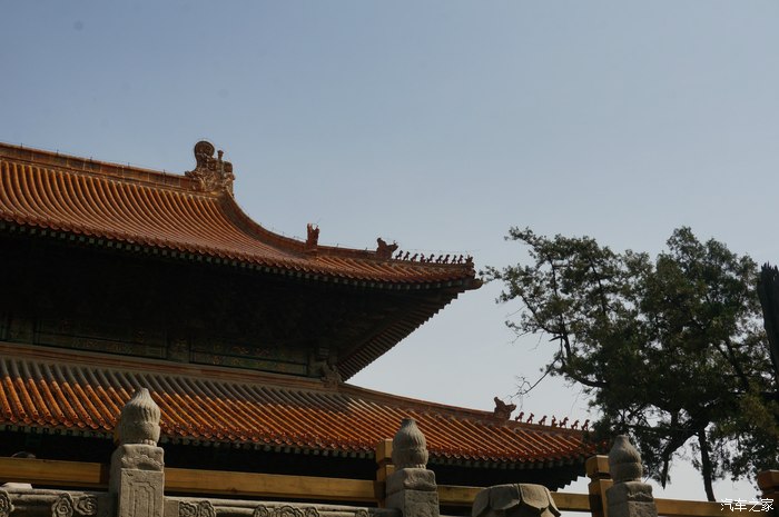 大成殿屋脊小兽,一共是九个,比故宫太和殿少一个.