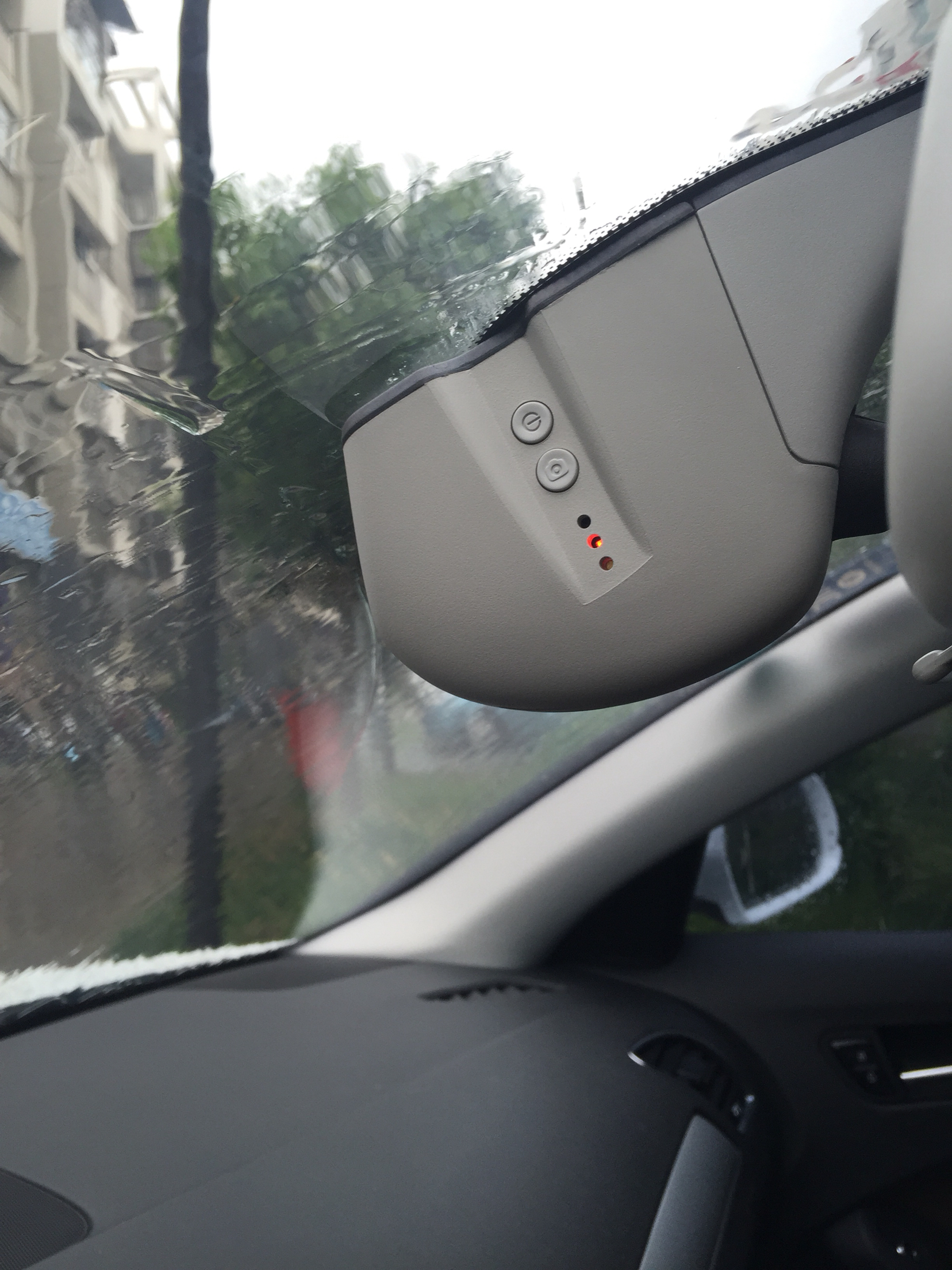 迈卡盾行车记录仪不清晰已解决,现在感觉蛮好的了,才1k