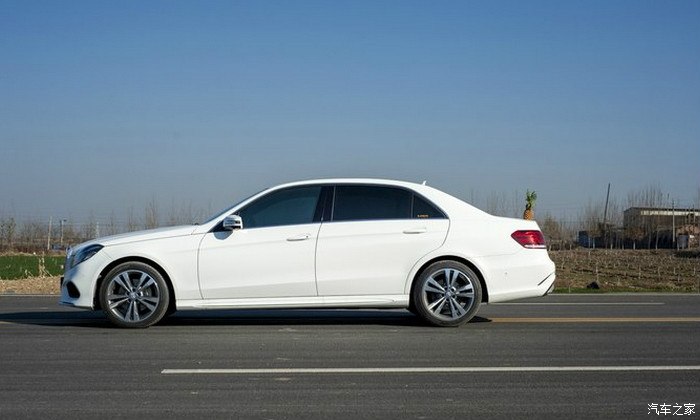 奔驰e260l运动提车作业