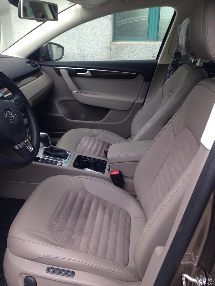 【图】哪位老兄发个咖啡色内饰看看什么样子的_迈腾论坛_汽车之家论坛
