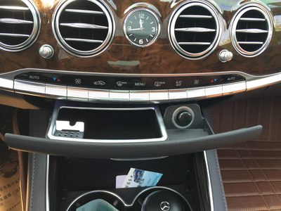 我不抽烟 但是这点烟器设计够巧妙 很高大上的感觉!