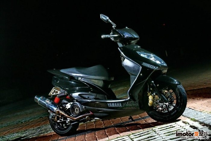 原来劲战可以改装得这么酷!_摩托车论坛_汽车之家论坛