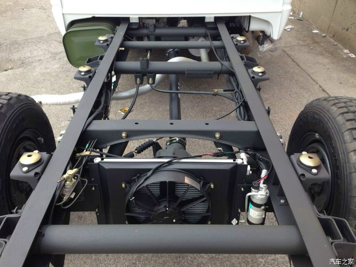 121444 | 回复: 353 依维柯得意论坛 5000里低顶得意忘形提车记(文章