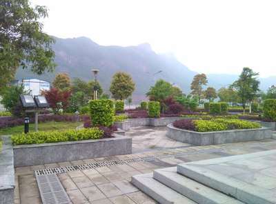 【湘西小八】之辛女广场一游!