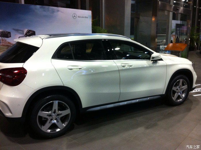 【图】进口gla260购买权转让,不加价,白外黑顶黑内_奔驰gla论坛_汽车