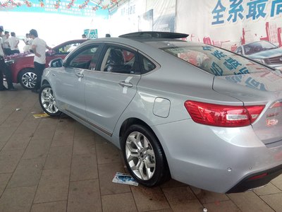 银色实拍 广西南宁