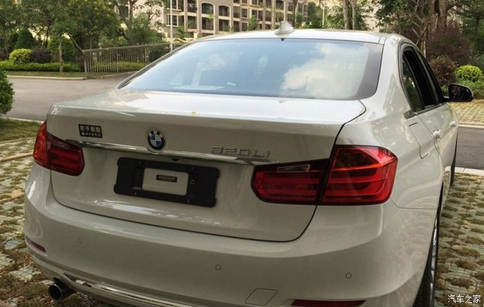 1 | 回复: 0 宝马3系论坛 白外黑内,2014款 bmw320li豪华购车作业.