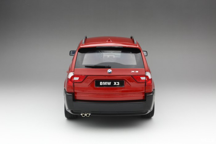 老冯模型宝马x3e83