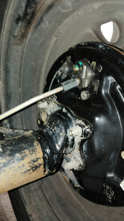 【图】亲们,手刹不好用,手刹松的,看过来解决办法_奔奔mini论坛_汽车