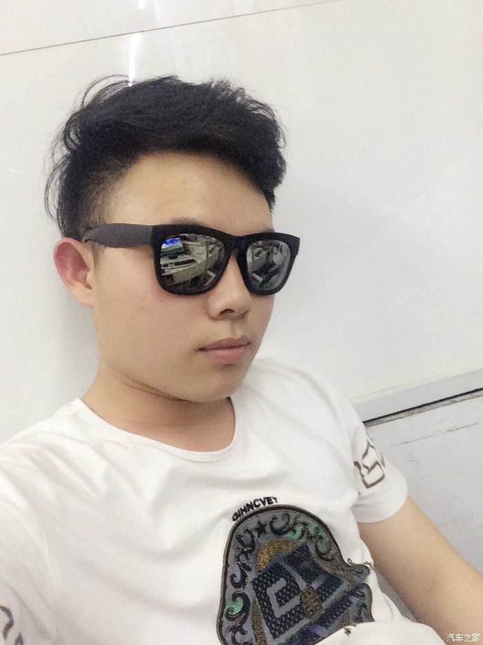 1294 | 回复: 23 奔腾b90论坛 今天领到了 汽车之家 标志啦 卓然依旧