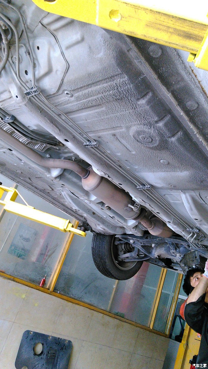 中华v3走山路如何?