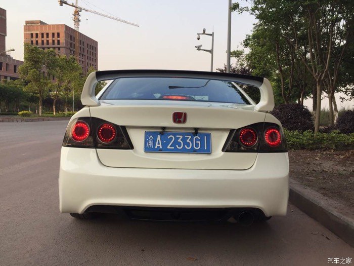 求个fd2尾灯忘版主放行啊