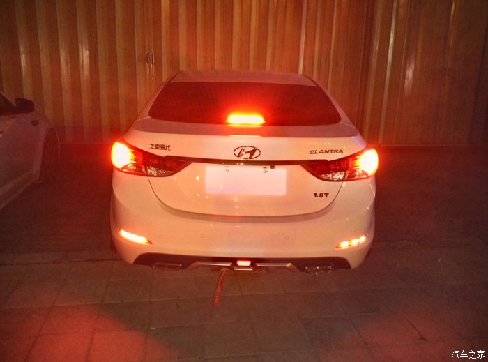 自己动手diy爆闪高亮高位刹车灯