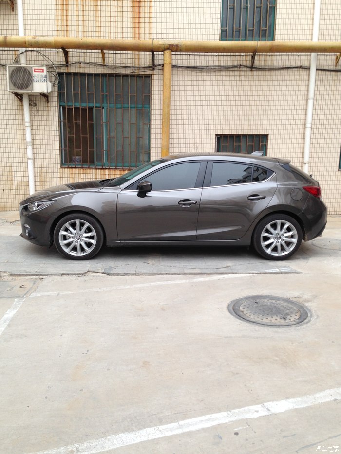 1395 | 回复: 18 马自达3 昂克赛拉论坛 两厢的棕色的有几个?
