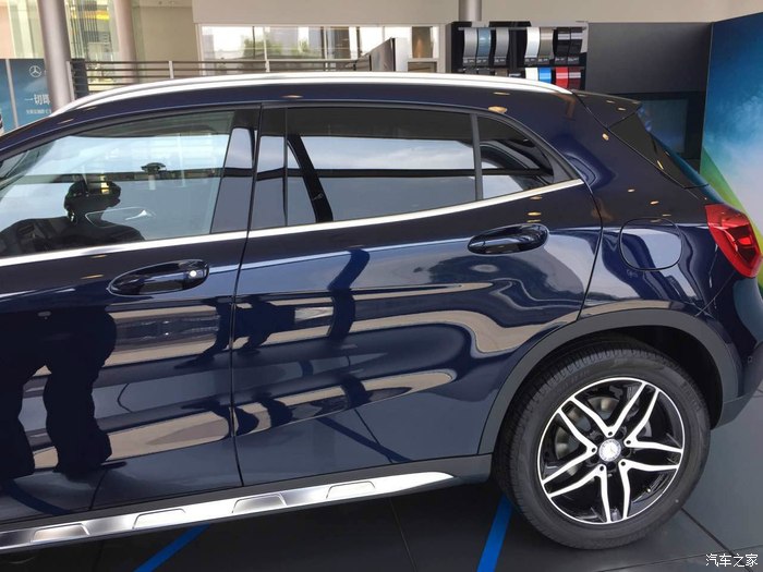 水硅钒钙石蓝看到很多人需要发一个鉴赏