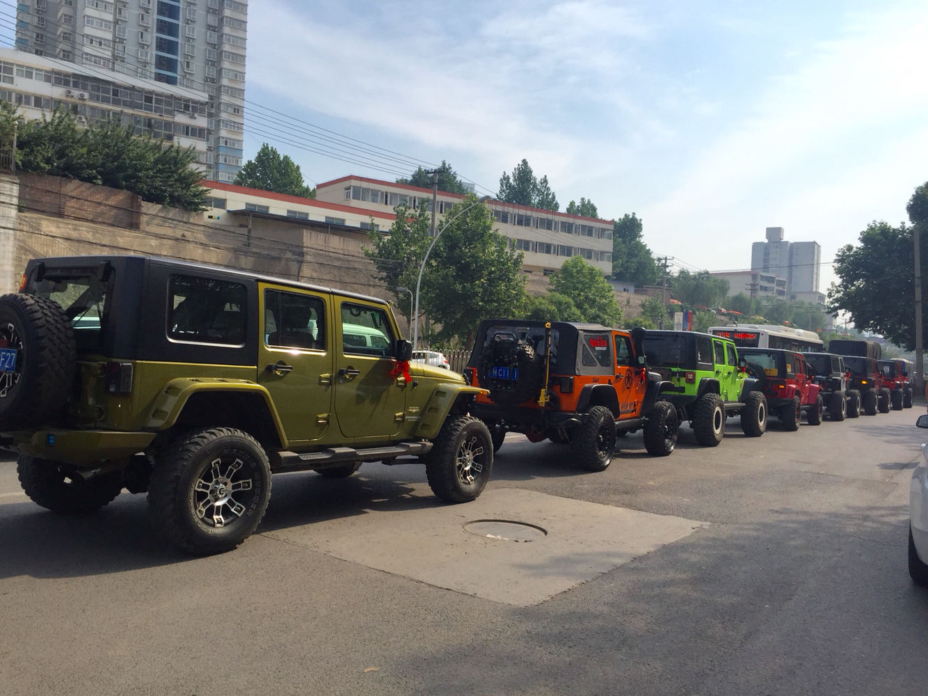 陕西马帮,牧马人婚礼车队绕古城