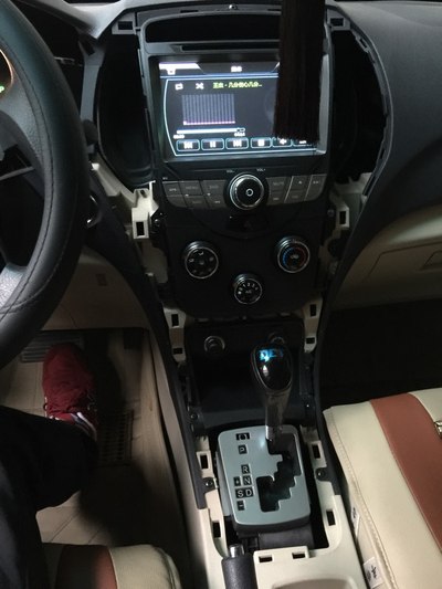 比亚迪f3内饰改装,感觉屌爆了!