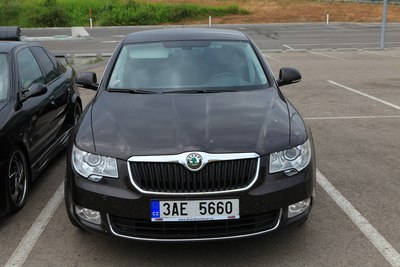 挺喜欢昊锐的,看捷克本土销售的昊锐!