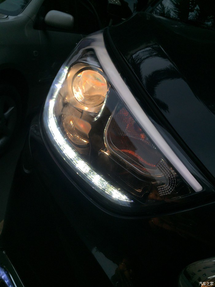 广州仔现代ix35大灯总成升级10款升13款大灯