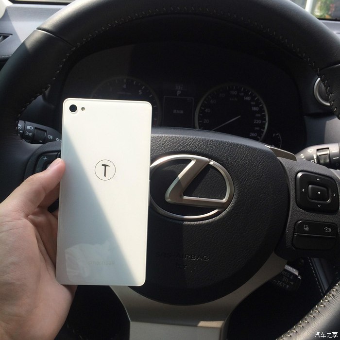 【图】nx200 长腿诱惑 锤子手机=一万五千公里深度测评报告_雷克萨斯