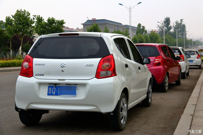 新奥拓32辆车拉亲----记沂蒙老区民俗婚礼第二视角"叫花子赶喜"