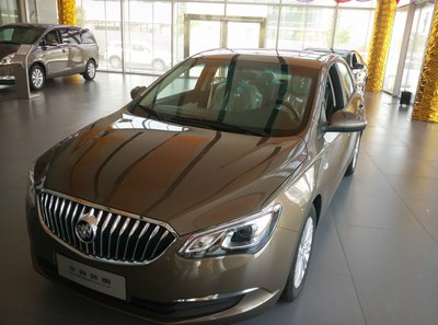 别克全新英朗看车体验待定车!