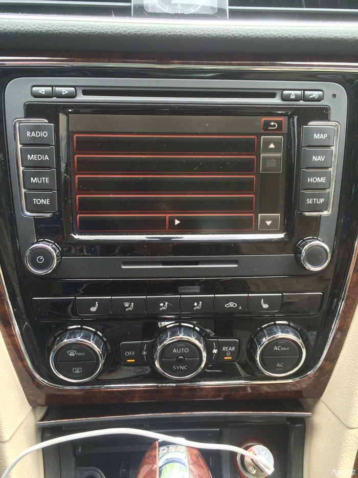 帕萨特2.0御尊导航版cd主机问题!求高手支招